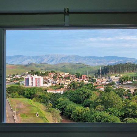 קצ'ואיירה פאוליסטה Loft - Condominio Da Fe - Cancao Nova מראה חיצוני תמונה